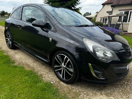 VAUXHALL CORSA 1.4T 16V Black Edition Euro 5 (s/s) 3dr