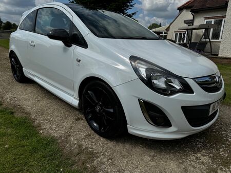 VAUXHALL CORSA 1.2 16V Limited Edition Euro 5 3dr