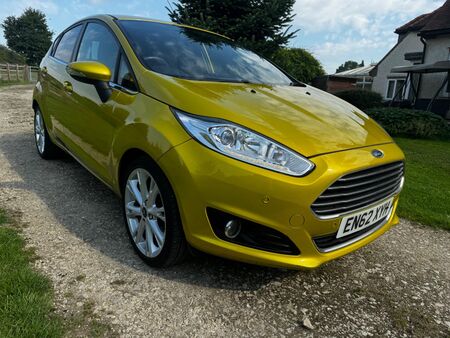 FORD FIESTA 1.6 TDCi Titanium X Euro 5 5dr