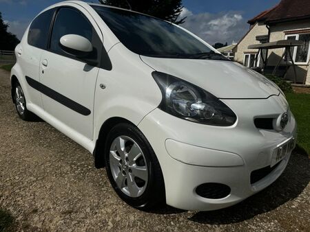 TOYOTA AYGO 1.0 VVT-i Go Euro 5 5dr