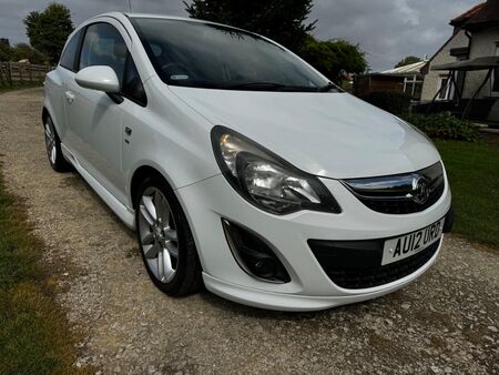 VAUXHALL CORSA 1.4 16V SRi Euro 5 3dr