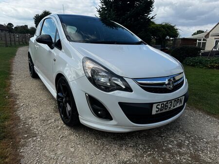 VAUXHALL CORSA 1.2 16V Limited Edition Euro 5 3dr