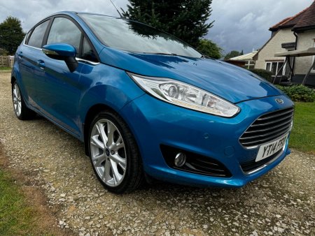 FORD FIESTA 1.6 TDCi Titanium X Euro 5 5dr