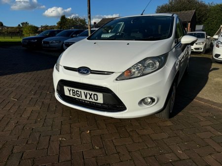 FORD FIESTA 1.6 TDCi ECOnetic DPF Titanium 5dr